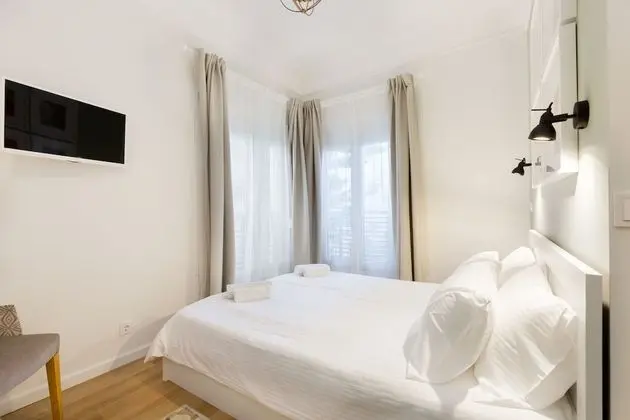 Premier Apart Daire, 1 Büyük (Queen) Boy Yatak, Sigara İçilmez, Bahçe Manzaralı