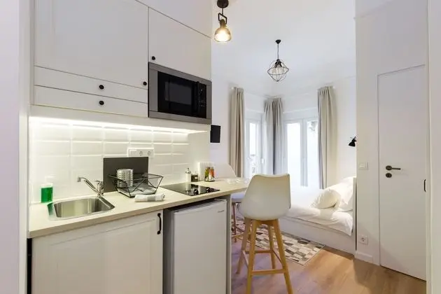 Premier Apart Daire, 1 Büyük (Queen) Boy Yatak, Sigara İçilmez, Bahçe Manzaralı