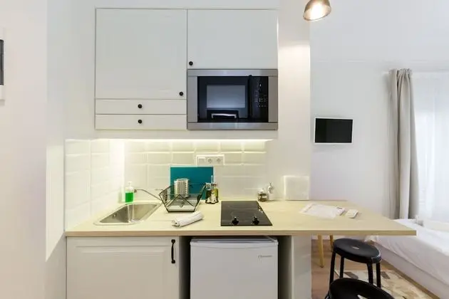 Premier Apart Daire, 1 Büyük (Queen) Boy Yatak, Sigara İçilmez, Bahçe Manzaralı