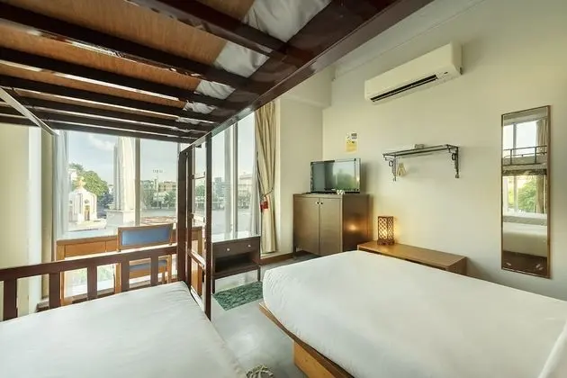Standard Üç Kişilik Oda (Shared Bathroom)