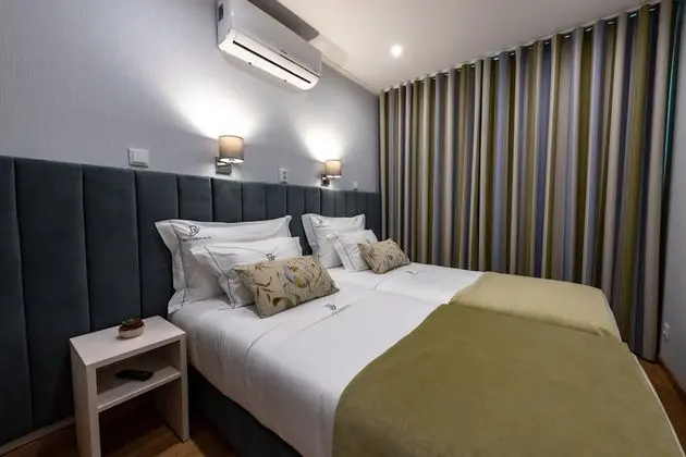 Tek Büyük veya İki Ayrı Yataklı Oda