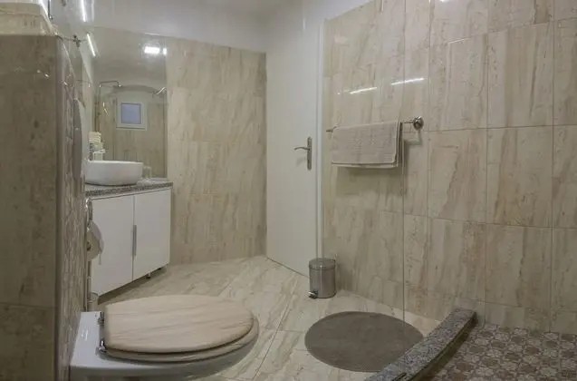 Luxury Apart Daire, 1 En Büyük (King) Boy Yatak ve Çekyat