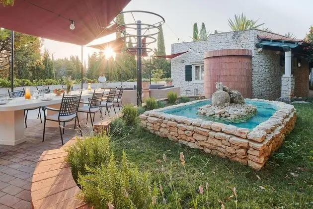 Villa, Sigara İçilebilir