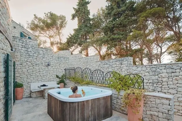 Villa, Sigara İçilebilir