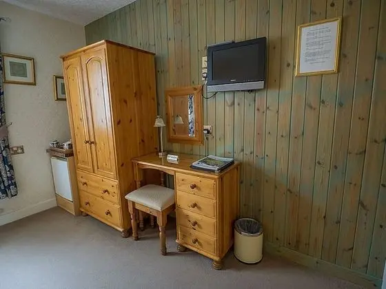 Tek Büyük Yataklı Oda (Room2)