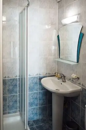 Tek Büyük veya İki Ayrı Yataklı Oda, Balkon