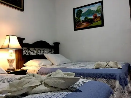 Basic Tek Büyük Yataklı Oda