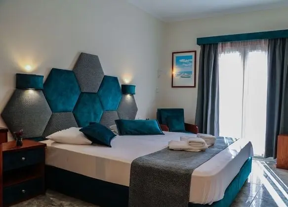 Deluxe Üç Kişilik Oda, 1 Yatak Odası