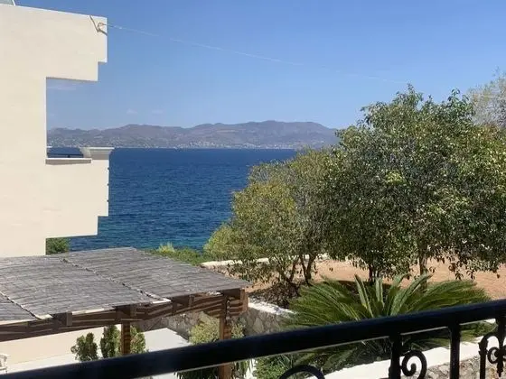 Standard Tek Büyük Yataklı Oda, Kısmi Deniz Manzaralı