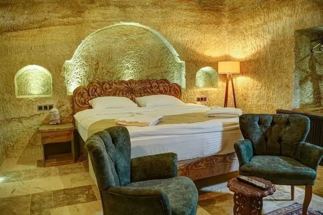 Comfort Tek Büyük Yataklı Oda