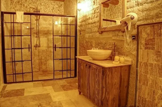 Romantic Tek Büyük Yataklı Oda