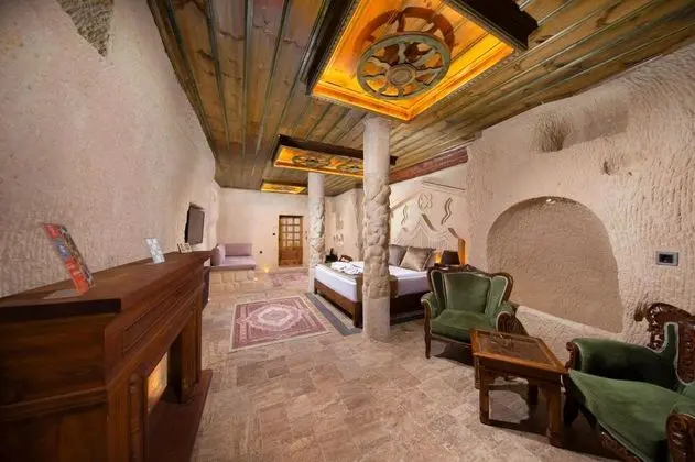 Cave Aile Odası,    , Penceresiz