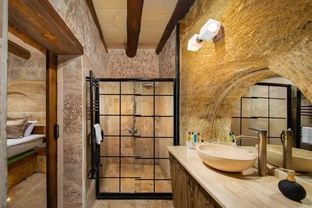 Cave Classic Room,    , Penceresiz
