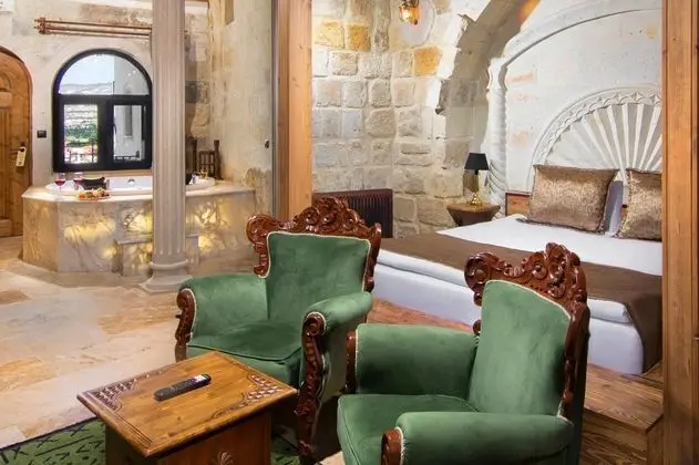 Jakuzili Cave Suite, Şehir veya Dağ Manzaralı, Jakuzili ve Verandalı