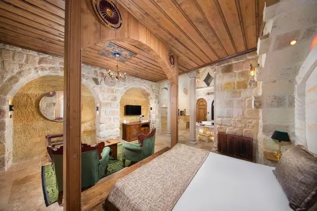 Jakuzili Cave Suite, Şehir veya Dağ Manzaralı, Jakuzili ve Verandalı