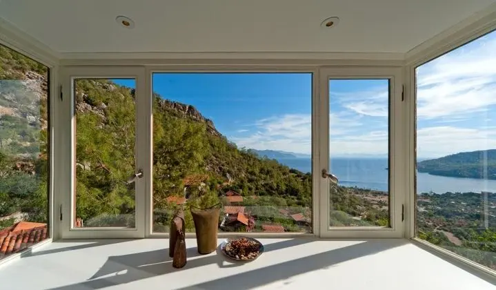 Junior Suite, Deniz veya Kara Manzaralı