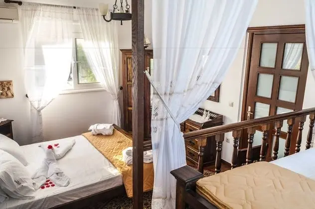 Villa, 4 Yatak Odası, Deniz Manzaralı
