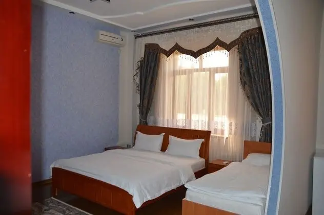 Luxury Tek Büyük veya İki Ayrı Yataklı Oda, Küvet