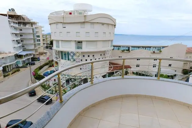 Dört Kişilik Oda, Balkon
