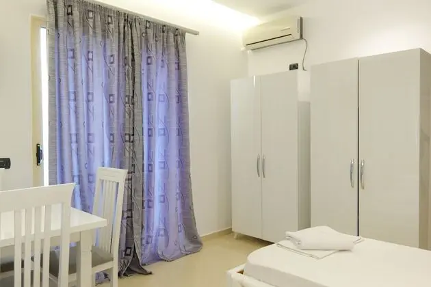 Dört Kişilik Oda, Deniz Manzaralı