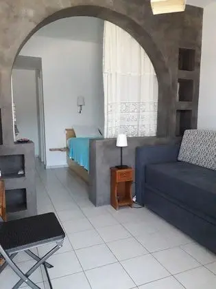 Üç Kişilik Oda
