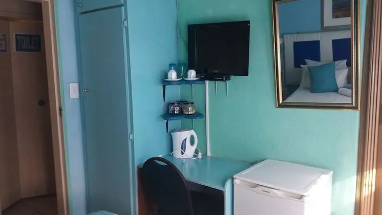 Üç Kişilik Oda