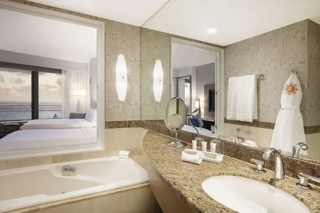 Oda, 2 Çift Kişilik Yatak, Balkon, Okyanusa Sıfır