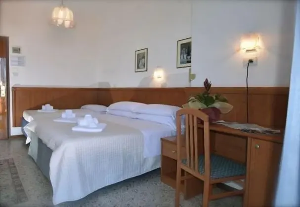 Üç Kişilik Oda, Balkon