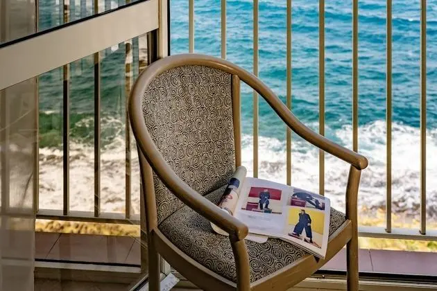 Standard Tek Büyük veya İki Ayrı Yataklı Oda, Deniz Manzaralı