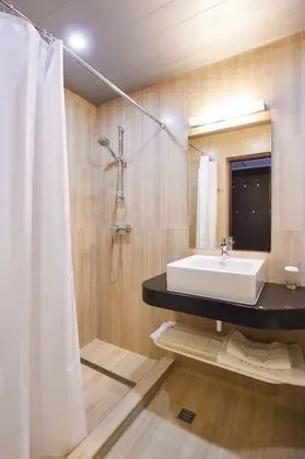 Standard Tek Büyük veya İki Ayrı Yataklı Oda