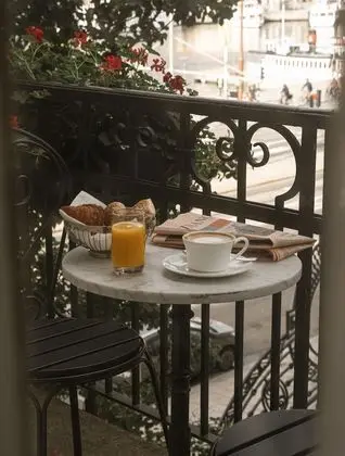 Superior Oda, Balkon