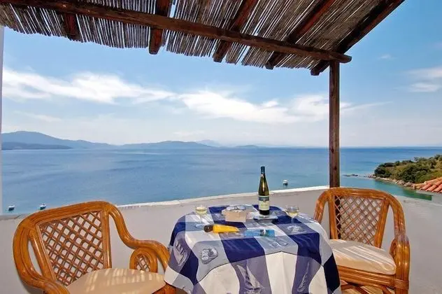 Stüdyo, Deniz Manzaralı