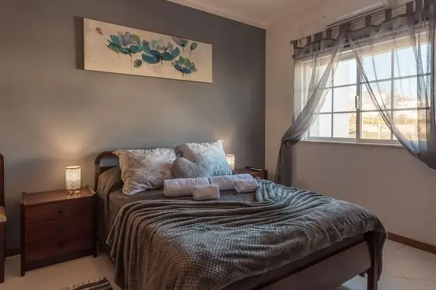 Comfort Tek Büyük Yataklı Oda, Ortak Banyo