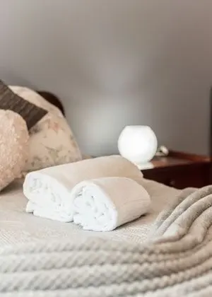 Comfort Tek Büyük Yataklı Oda, Ortak Banyo