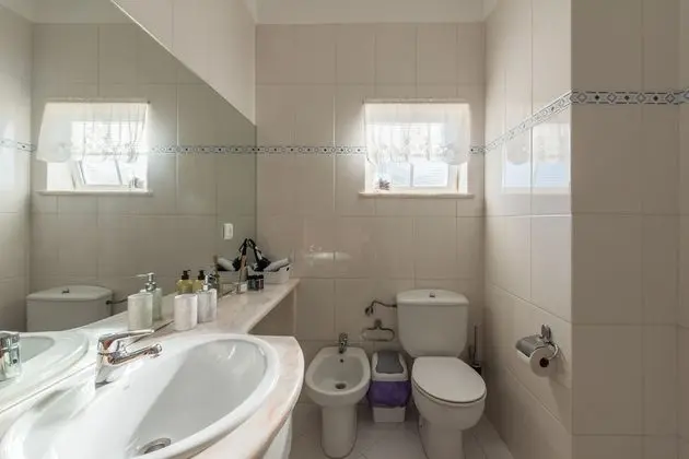 Comfort Tek Büyük Yataklı Oda, Ortak Banyo