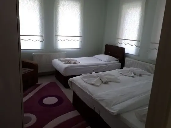 Classic Üç Kişilik Oda