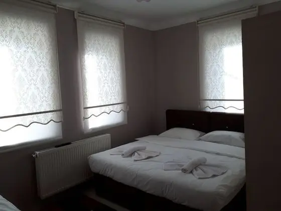 Family Room, 2 Bedrooms