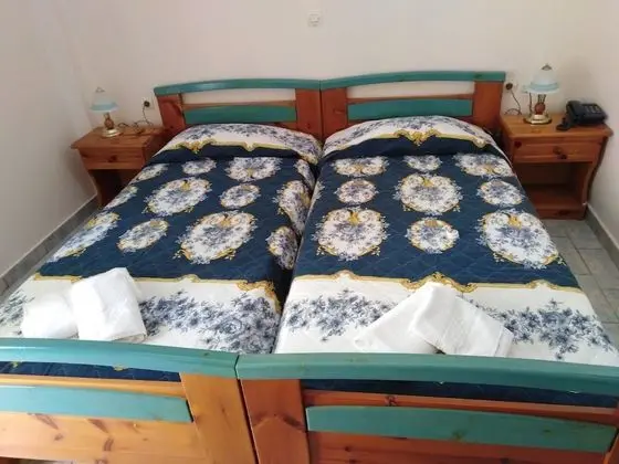 Standard Tek Büyük veya İki Ayrı Yataklı Oda