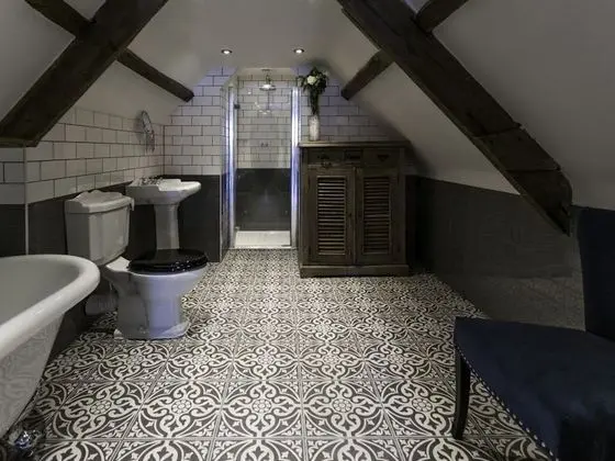 Luxury Tek Büyük Yataklı Oda, Banyolu/Duşlu (The Bondgate)
