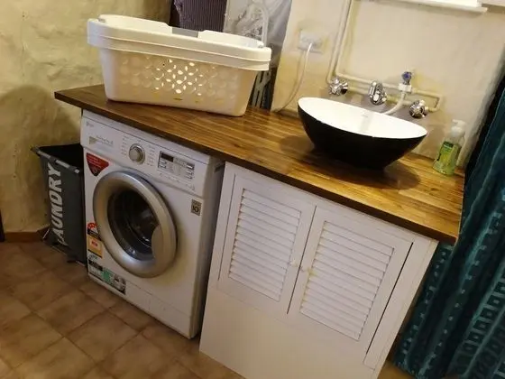Ev, 2 Yatak Odası (Dinky Di's Dugout)