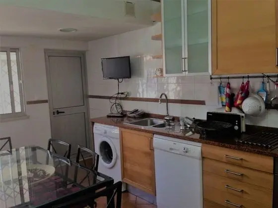 İki Ayrı Yataklı Oda, Özel Banyo, Zemin Kat