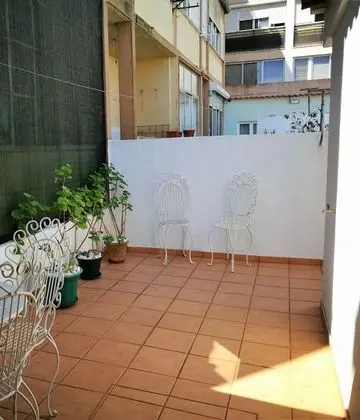 Tek Büyük Yataklı Oda, Özel Banyo, Zemin Kat