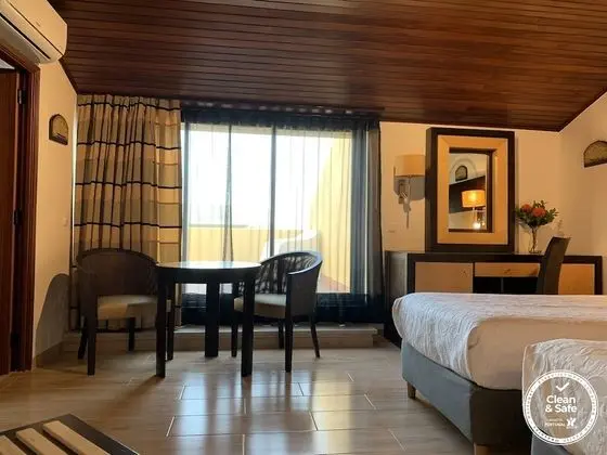 Deluxe Stüdyo, Özel Banyo, Nehir Manzaralı