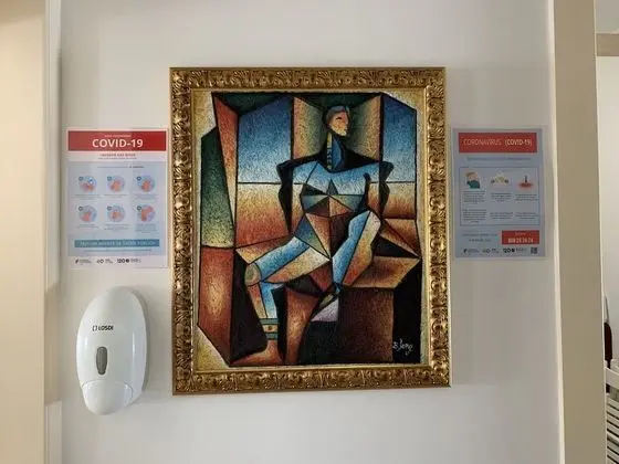 City Tek Büyük Yataklı Oda