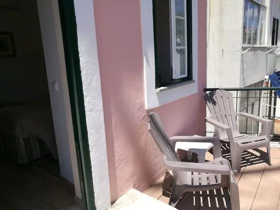 City Tek Büyük Yataklı Oda