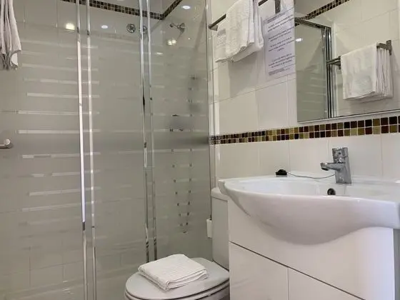 City İki Ayrı Yataklı Oda, Özel Banyo