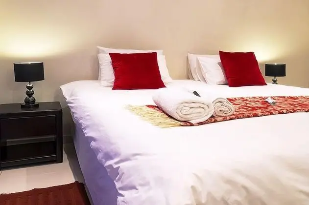 Luxury Tek Büyük Yataklı Oda