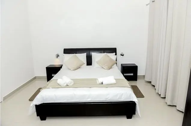 Luxury Tek Büyük Yataklı Oda