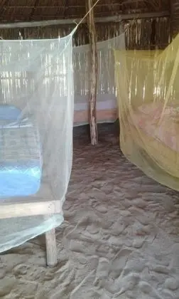 Economy Kulübe, Karma Ranzalı Oda