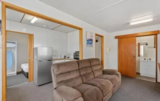 Standard Kulübe (Standard Cabin - Sleeps 4 )